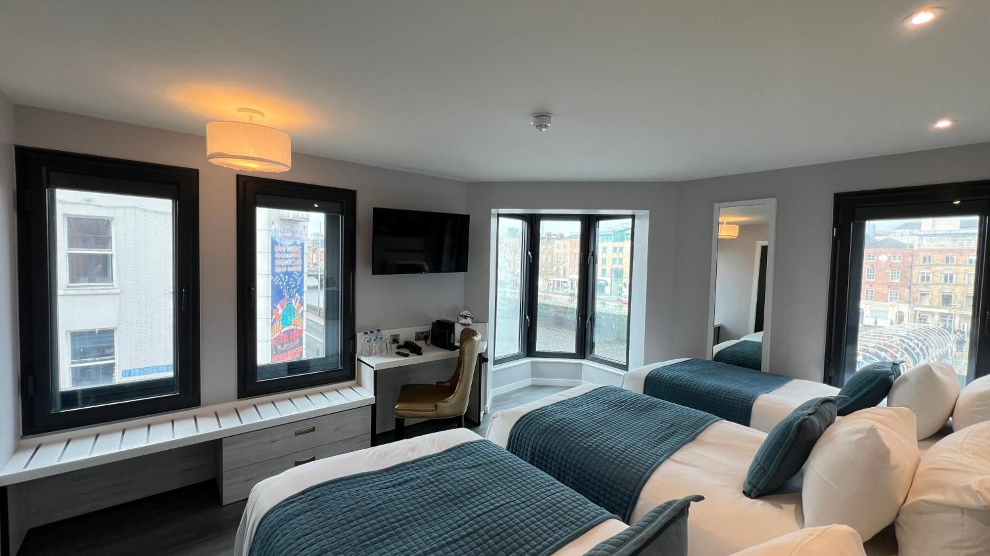 Wellington Temple Bar Hotel Дъблин Екстериор снимка