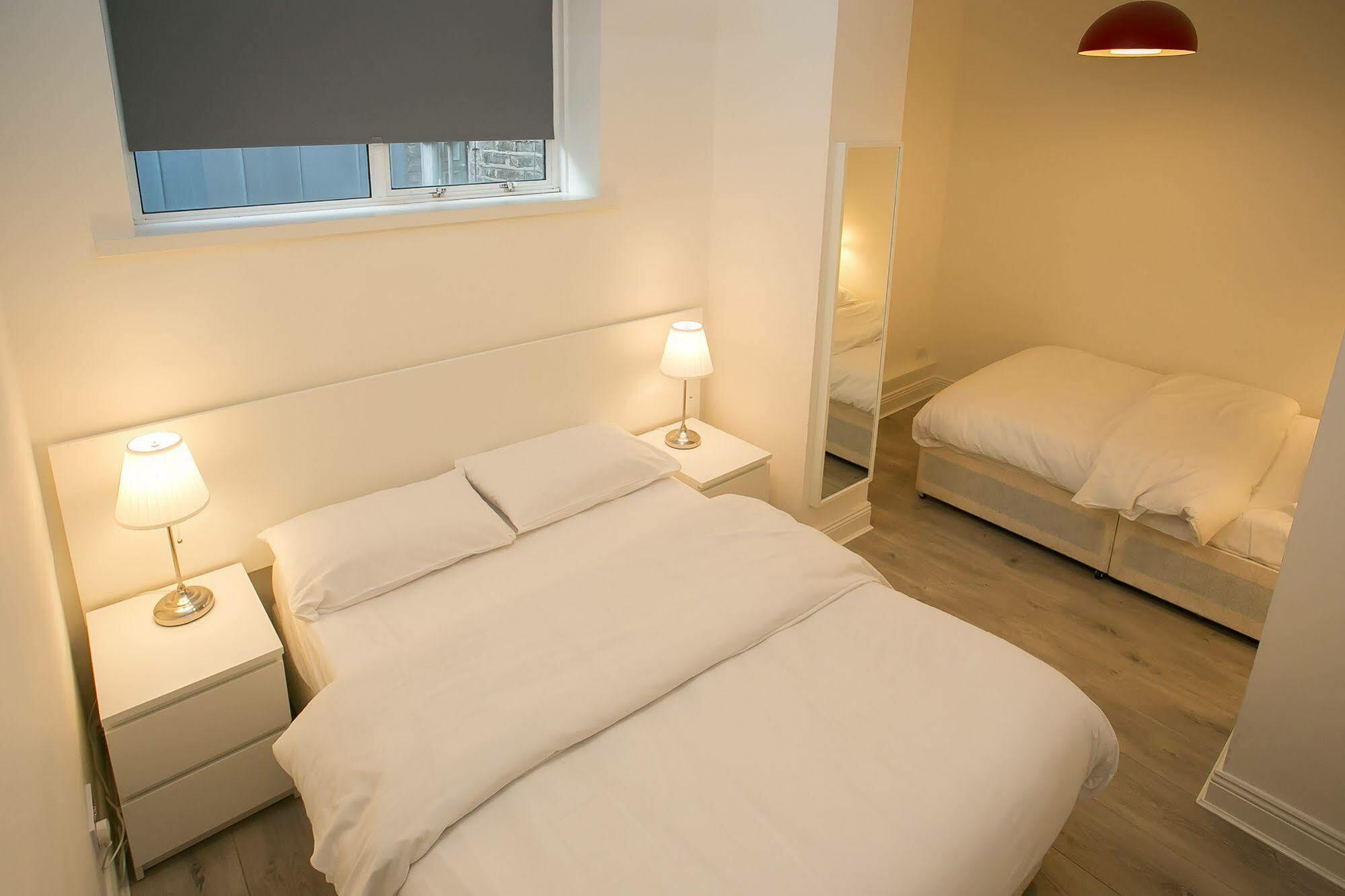 Wellington Temple Bar Hotel Дъблин Екстериор снимка